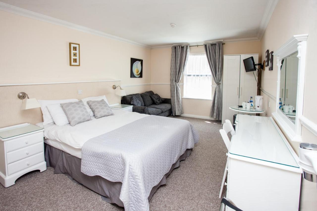 Hunters Meet Hotel Hatfield Heath Eksteriør billede