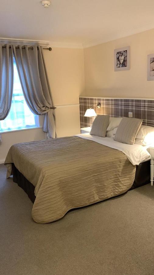 Hunters Meet Hotel Hatfield Heath Eksteriør billede