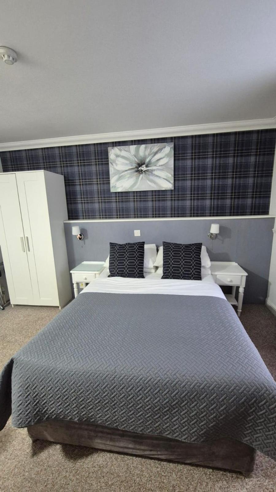 Hunters Meet Hotel Hatfield Heath Eksteriør billede