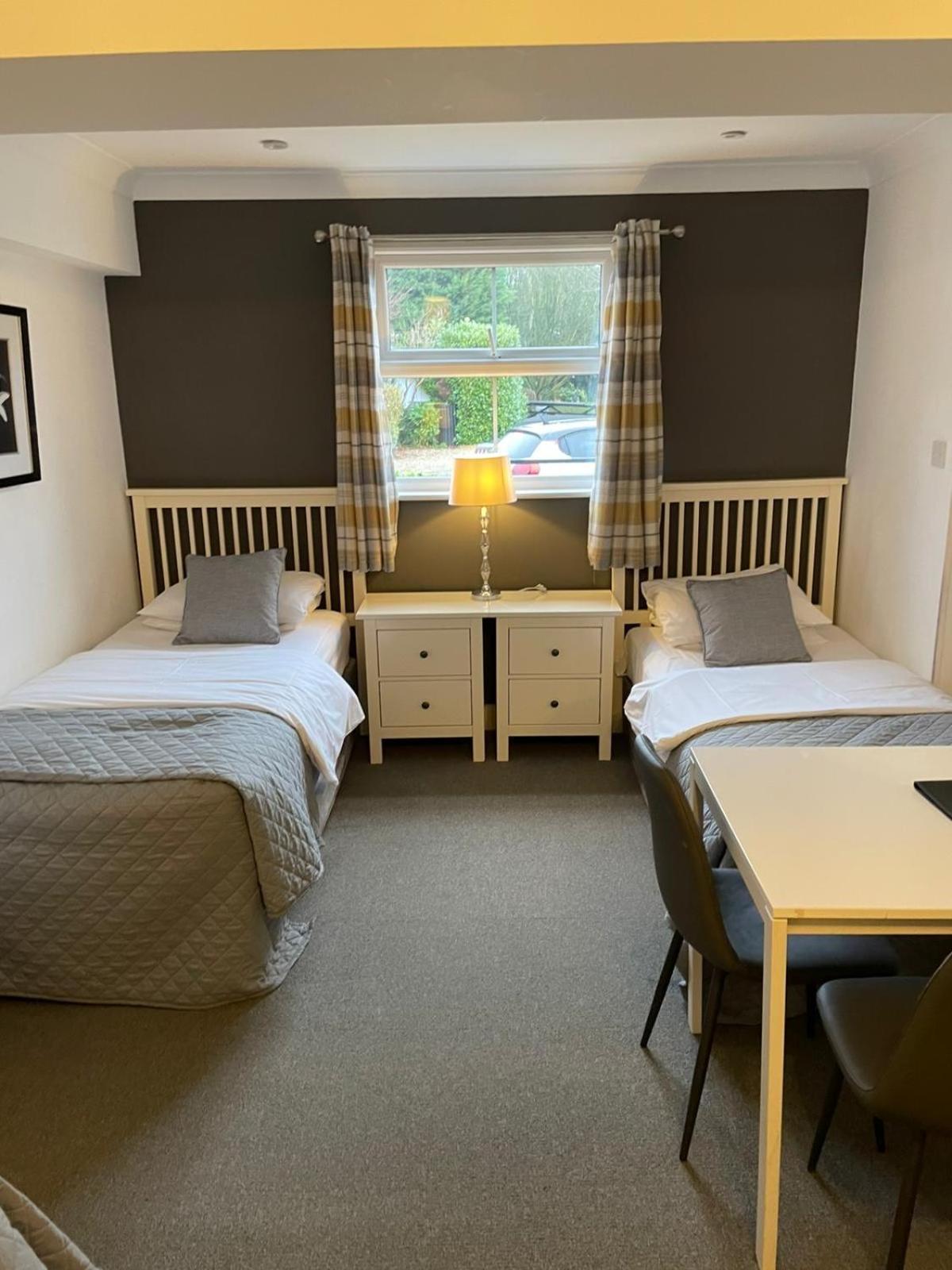Hunters Meet Hotel Hatfield Heath Eksteriør billede